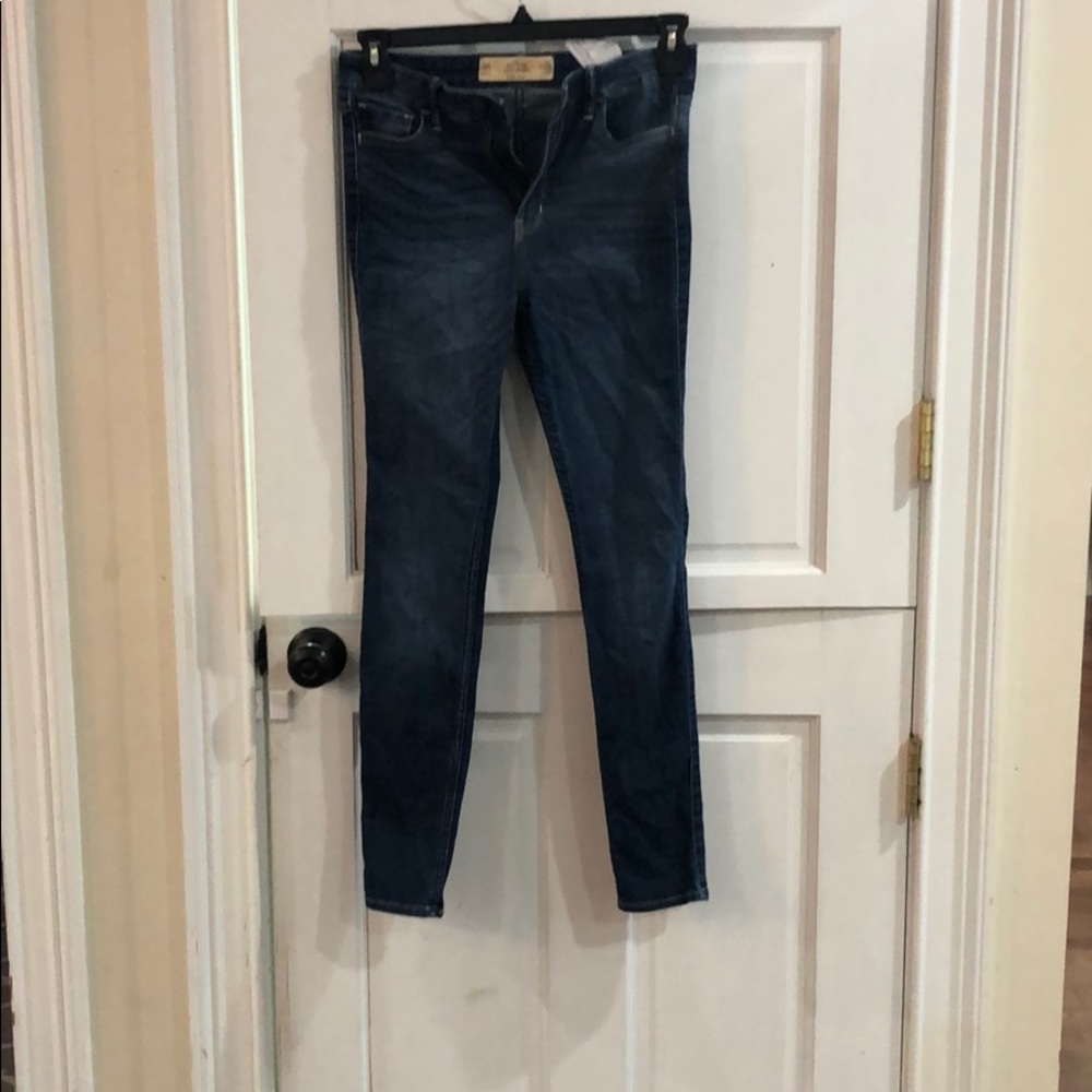 High-rise dark wash Hollister jeans